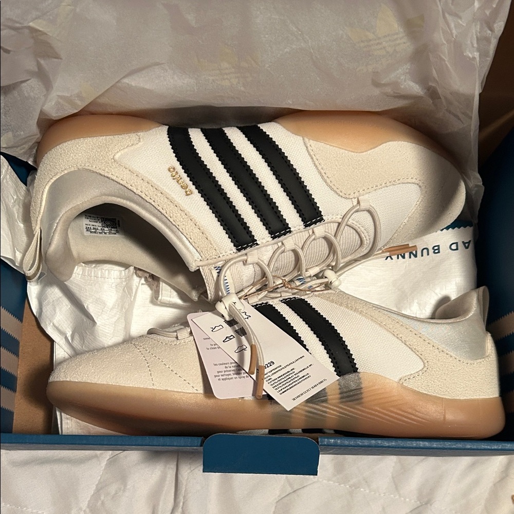 BAD BUNNY BALLERINA Adidas Cream and Black Striped Sneakers- NEW IN BOX